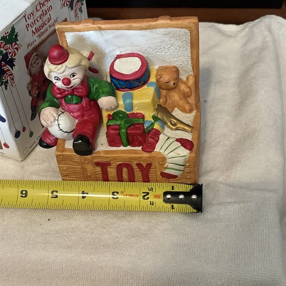 Vintage Ceramic Christmas Toy Box ~ Musical ~ Rotating ~ Plays 